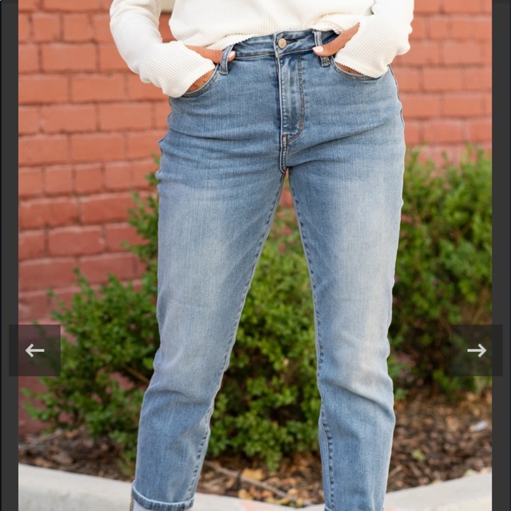 Judy Blue boyfriend cut jeans